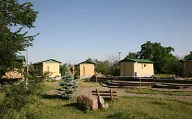 Дом люкс с двуспальными кроватями, База отдыха Сомовье Логово, Иловля