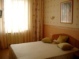 «Люкс», База отдыха Бегущая по волнам, Жемчужный