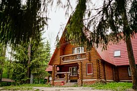 Коттедж с 2 комнатами с балконом, Горнолыжный курорт Красное озеро, Приозерский район