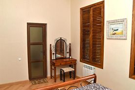 Двухместный номер Deluxe с красивым видом из окна двуспальная кровать, Гостевой дом София, Кутаиси