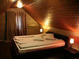 Коттедж с камином с красивым видом из окна, База отдыха Волжанка, Калининский район