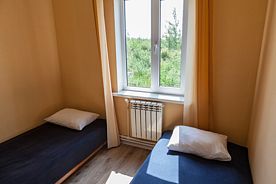 Стандарт без удобств, Гостевой дом Устье Бич Резорт, Гдов