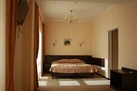 Семейный, Гостевой дом Дача на Березовой, Эстосадок