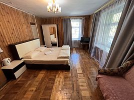 Двухместный номер Deluxe двуспальная кровать, Гостевой Дом Югославия, Ливадия