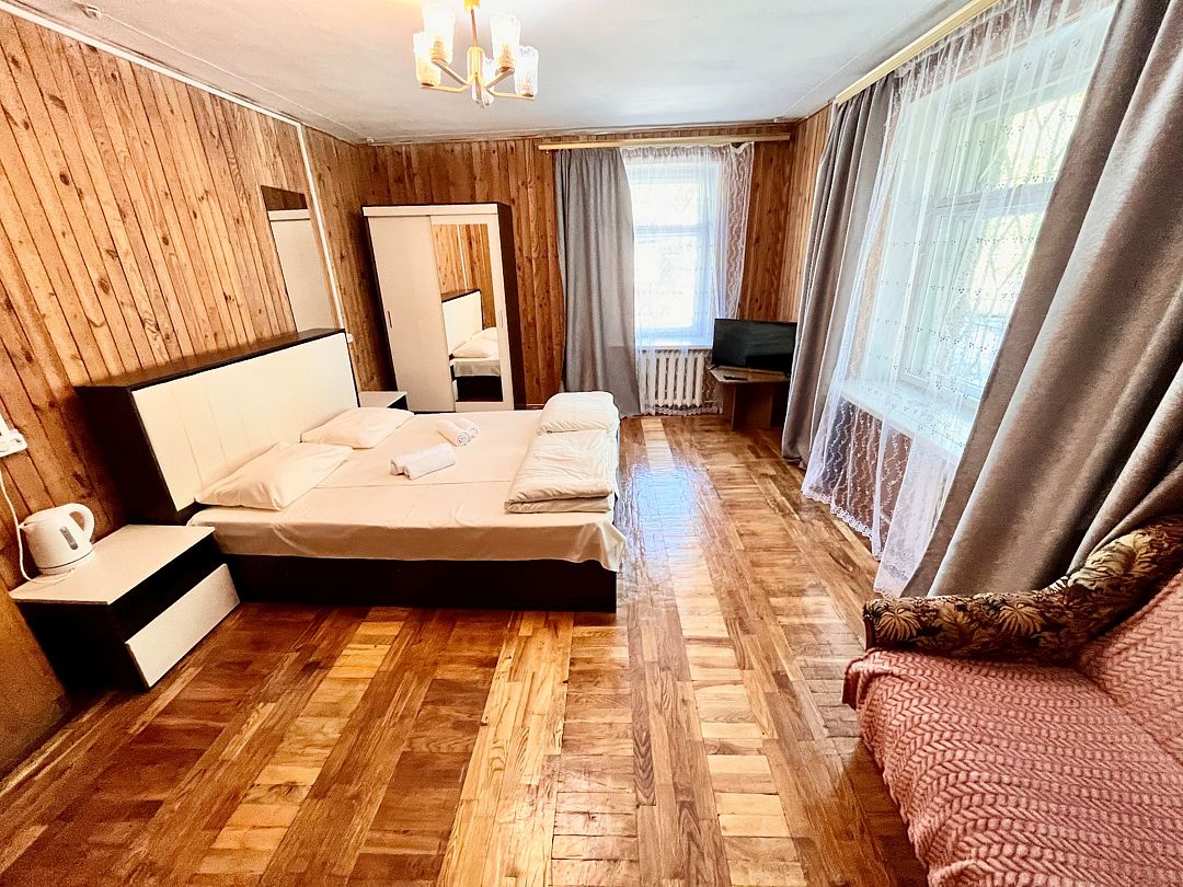 Улучшенный 2-местный 2-комнатный (№17)