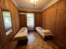 Стандарт №8-9 4-местный 2-комнатный, Гостевой Дом Югославия, Ливадия