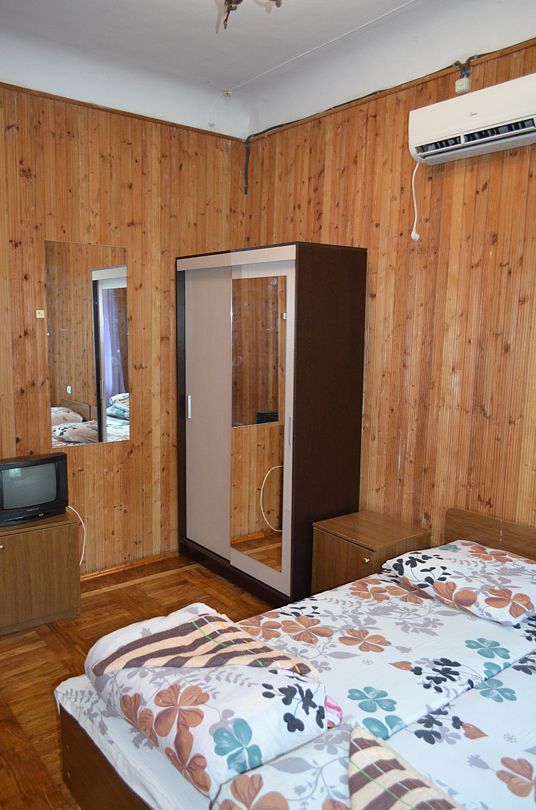 Семейный 4-местный 2-комнатный (№8-9)