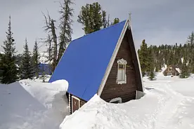Четырехместный номер Эконом на втором этаже Номера домов: №2, База отдыха Ергаки, поселок Оленья Речка