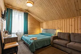 Двухместный номер над прокатом Номера: №1, База отдыха Ергаки, поселок Оленья Речка