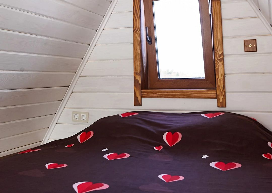 Афрейм 4-местный