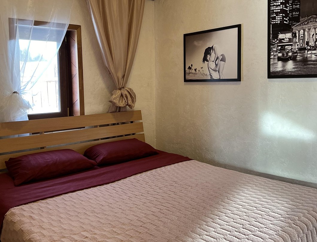 Барн 6-местный 2-комнатный