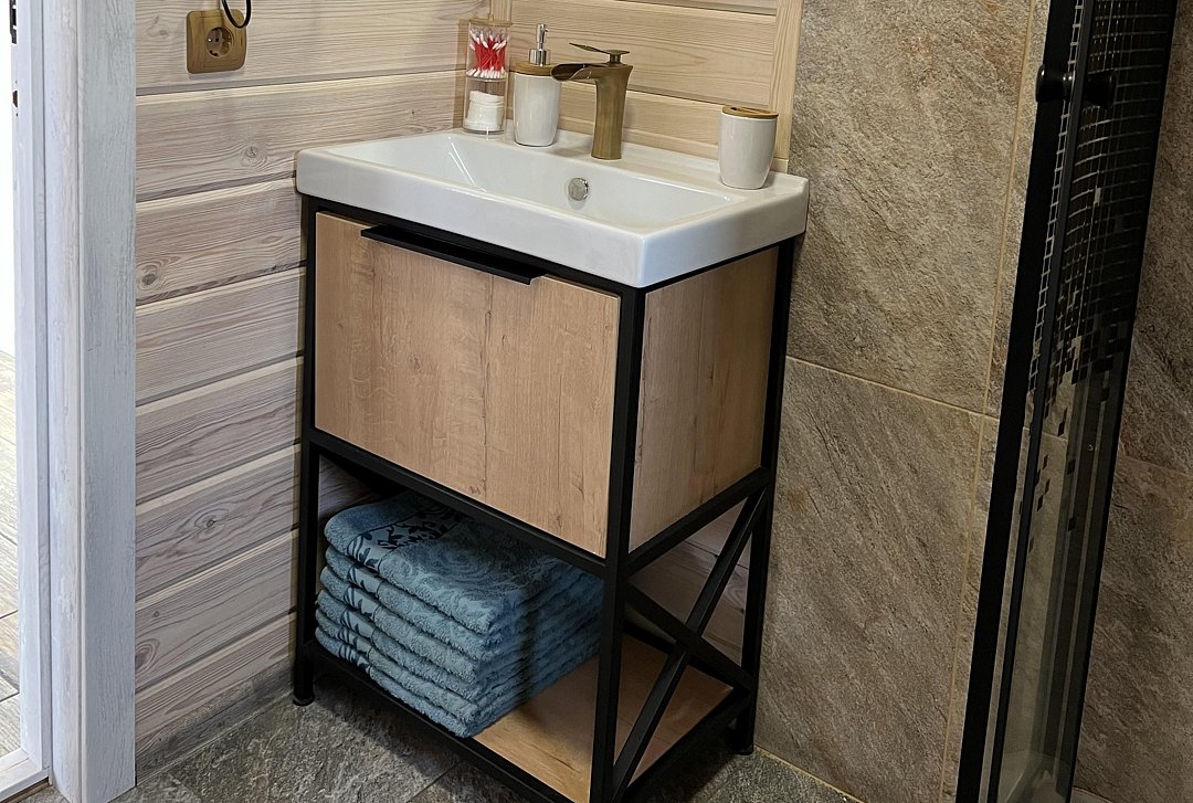 Барн 6-местный 2-комнатный