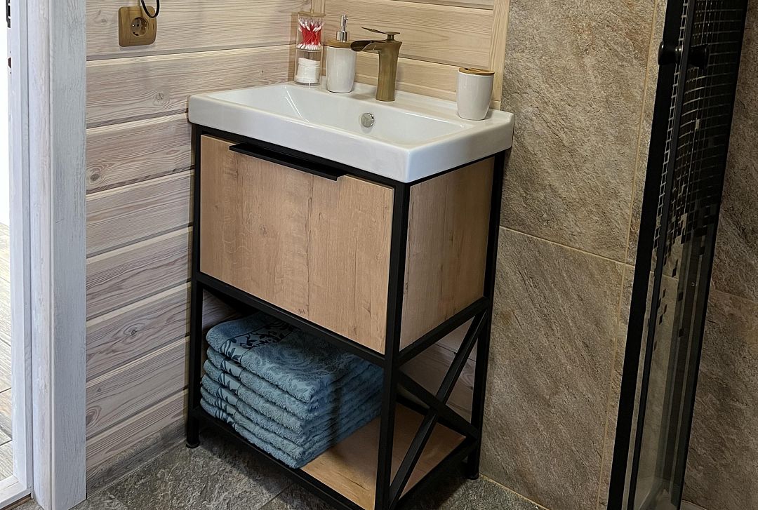 Барн 6-местный 2-комнатный