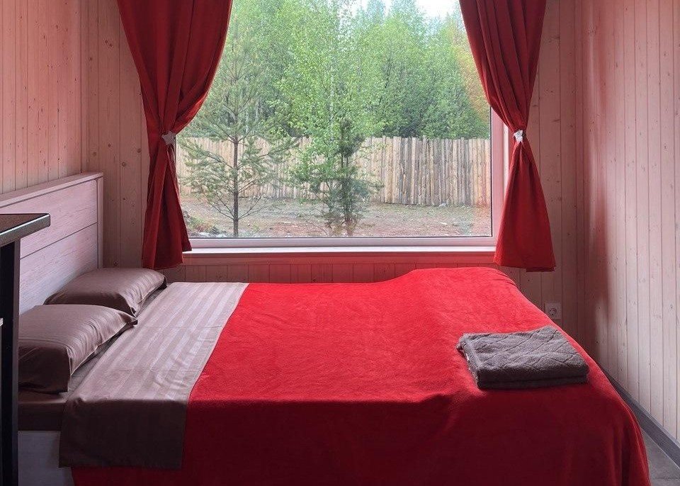 Домик 2-местный Красный