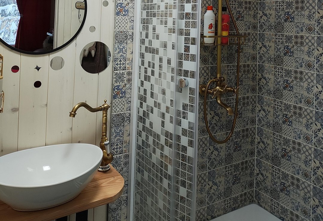 Домик 2-местный Красный