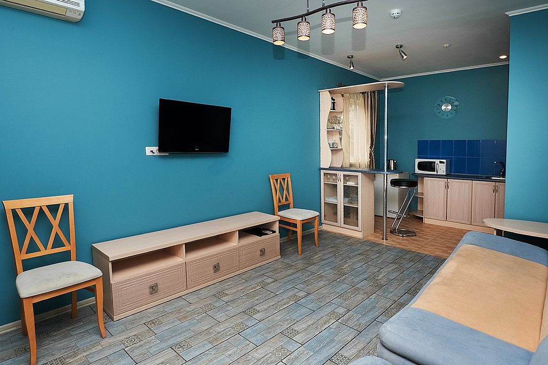 Люкс 2-местный 2-комнатный (панарамный)