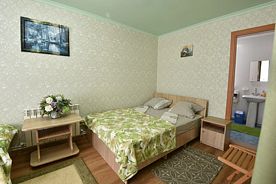 Трёхместный номер Standard, Гостевой дом Сказка инн, Голубицкая