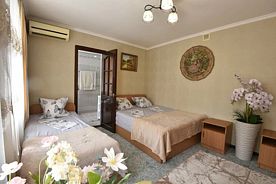 Трёхместный семейный номер Superior, Гостевой дом Сказка инн, Голубицкая