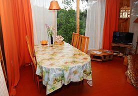 Люкс Executive с балконом и с красивым видом из окна, База отдыха Урочище Машуково, Ленино