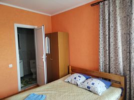 Четырёхместный номер Standard с красивым видом из окна, Гостевой дом Четыре сезона, Пересыпь