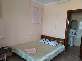 Трёхместный номер Superior с красивым видом из окна, Гостевой дом Четыре сезона, Пересыпь