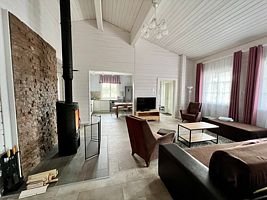 Семейный коттедж с красивым видом из окна, База отдыха Озеро Лунное, Бородинское