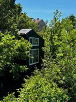 Четырёхместный семейный коттедж с красивым видом из окна, База отдыха Бегом к нам, Геленджик