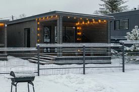 Двухместный коттедж c 1 комнатой с красивым видом из окна двуспальная кровать, Гостевой дом The Datcha в Деревне Светлое, Светлое