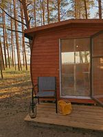 Домик Бочка с красивым видом из окна, База активного отдыха Серф-станция Wind Hunters Station , Сосновый Бор