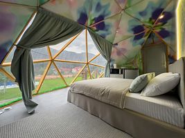 Полулюкс Superior с красивым видом из окна, Глэмпинг Sfera, Бирюзовая Катунь