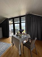 Коттедж Deluxe с красивым видом из окна, Кемпинг База Отдыха Персиковый Остров, Чиркей