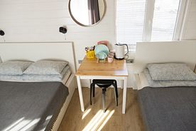 Трёхместный номер Standard с красивым видом из окна, Кемпинг Парус Мосина, поселок Славянка