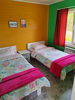 Двухместный коттедж двуспальная кровать, Глэмпинг Карловка, Успенское сельское поселение