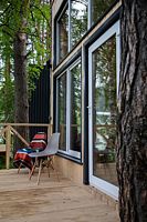 Двухместный коттедж Мансарда с красивым видом из окна двуспальная кровать, Глэмпинг Камышла парк, Усть-Сема