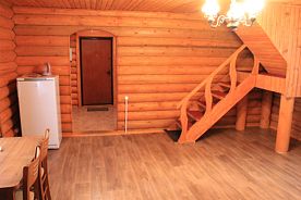 Четырёхместный коттедж двухэтажный с видом на озеро, База отдыха Орлинка, поселок Пено