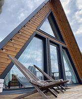 Четырёхместный коттедж с балконом и рядом с пляжем, Гостевой дом Пятый сезон, деревня Хиттолово