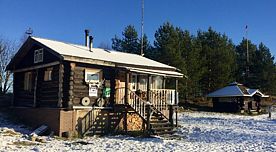 Четырёхместный коттедж Standard с красивым видом из окна, База отдыха Ветреный пояс, Сегежский район
