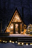 Коттедж c 1 комнатой с красивым видом из окна, Глэмпинг DEEP LAKE HOUSE, поселок Глубокое