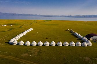 Глэмпинг AK-SAI TRAVEL yurt camp at Son Kul lake