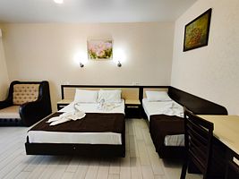 3-х местный номер Стандарт с балконом, Гостевой дом СОК, Анапа