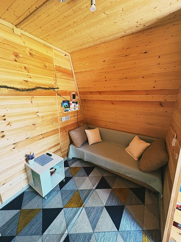 Домик 2-местный 1-комнатный (№1, с беседкой)