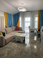 Апартаменты с 2 комнатами с балконом и с красивым видом из окна, Дома в аренду Зольное Вилладж, Зольное