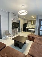 Апартаменты с 3 комнатами с балконом и с красивым видом из окна, Дома в аренду Зольное Вилладж, Зольное