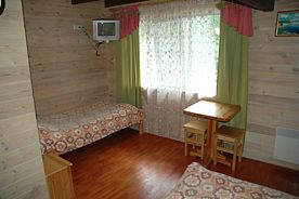 Трёхместный номер Economy с видом на парк, База отдыха Шишки, Осташковский район