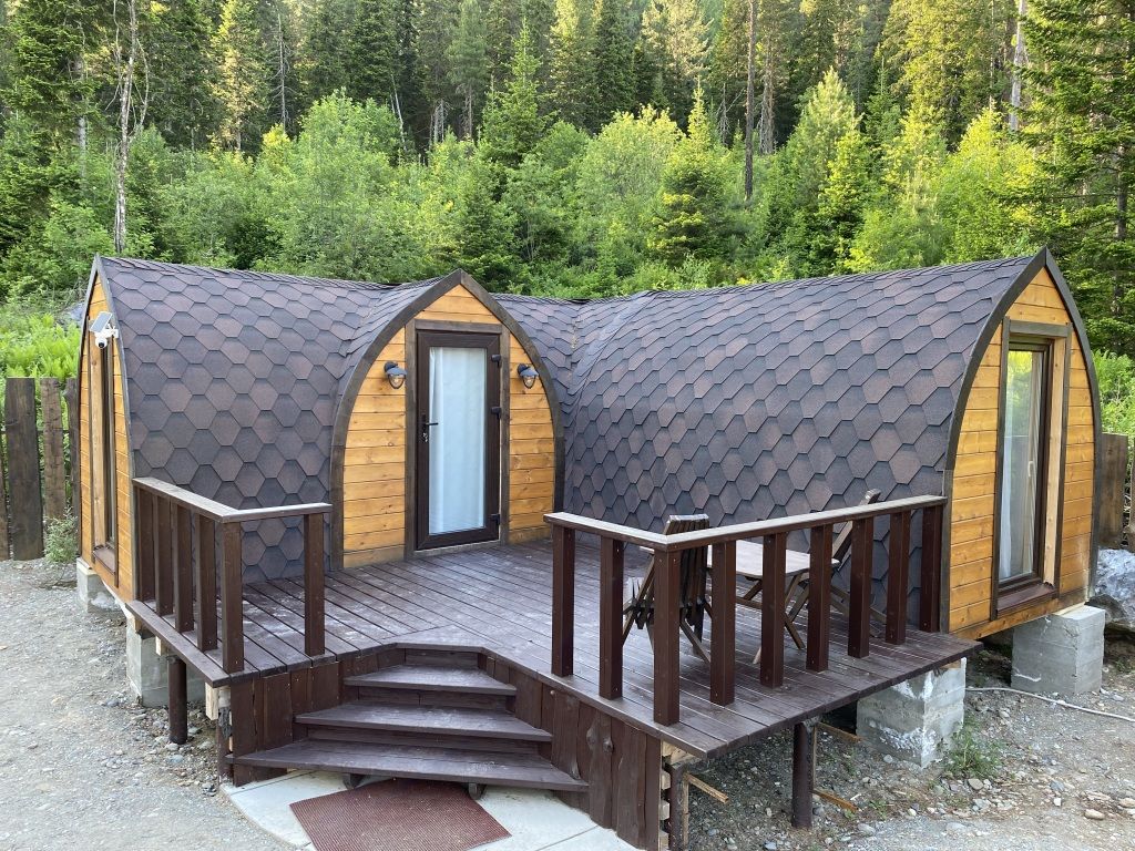 База отдыха Хоббитон, село Артыбаш, Горный Алтай (Республика Алтай)