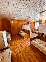 Семейный номер Economy с видом на озеро, База отдыха Кактус, Оленевка