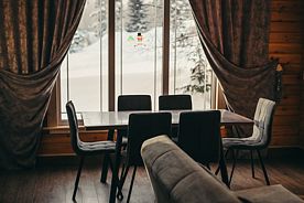 Коттедж с красивым видом из окна, База отдыха Альпийский Home Club, Шерегеш