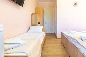 Трехместный номер, Гостевой дом Виктория , Адлер