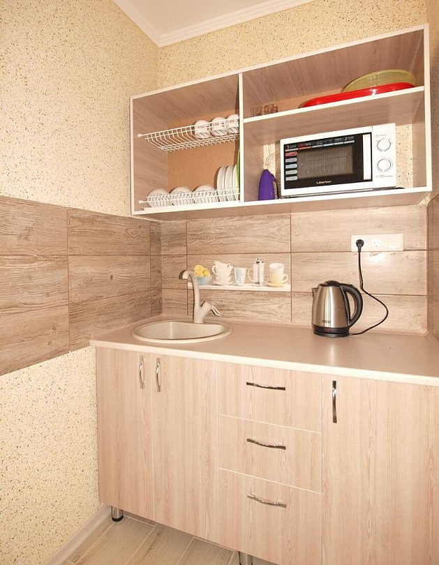 Люкс 3-местный 1-комнатный (с кухней и отоплением)