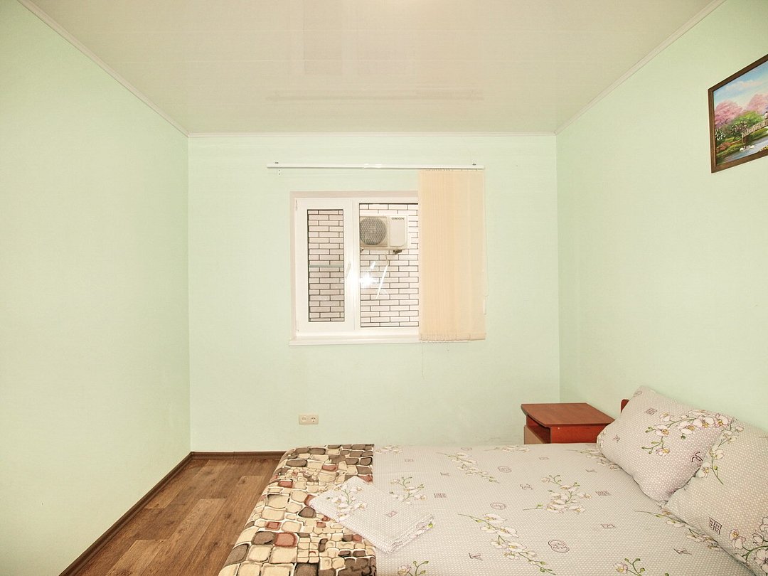 Номер 6-местный 3-комнатный (с кухней , 2 этаж)